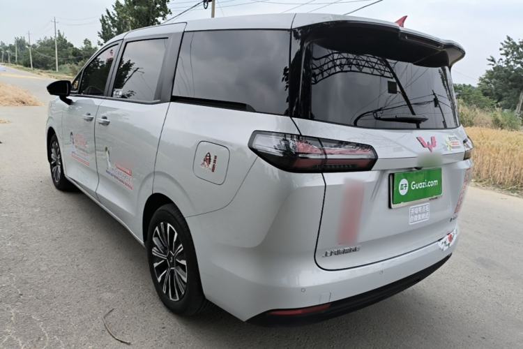 Used Wuling Starlight 730 2025 Model Pure Electric 500km Luxury Edition