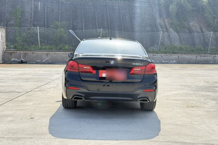 Used BMW 5 Series 2018 Restyled 530Li Leading Edition M Sport Package
