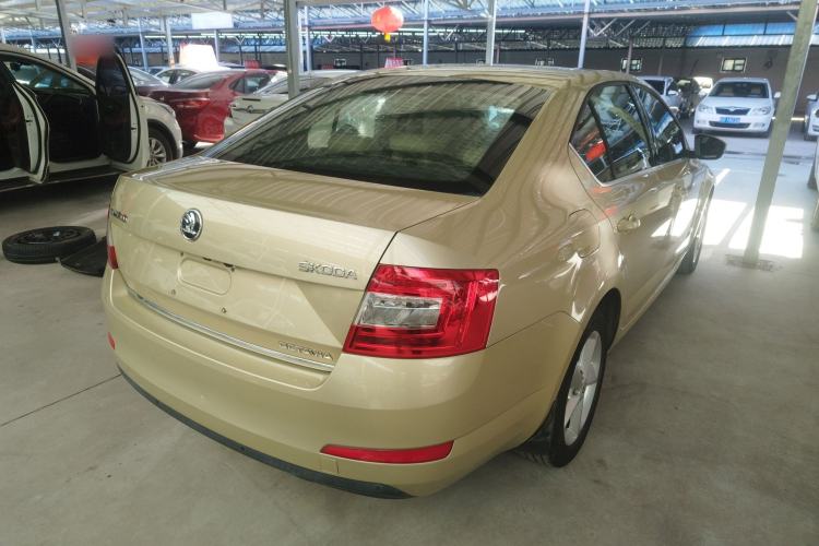 Used Skoda Octavia 2015 1.6L Automatic Yijun Edition