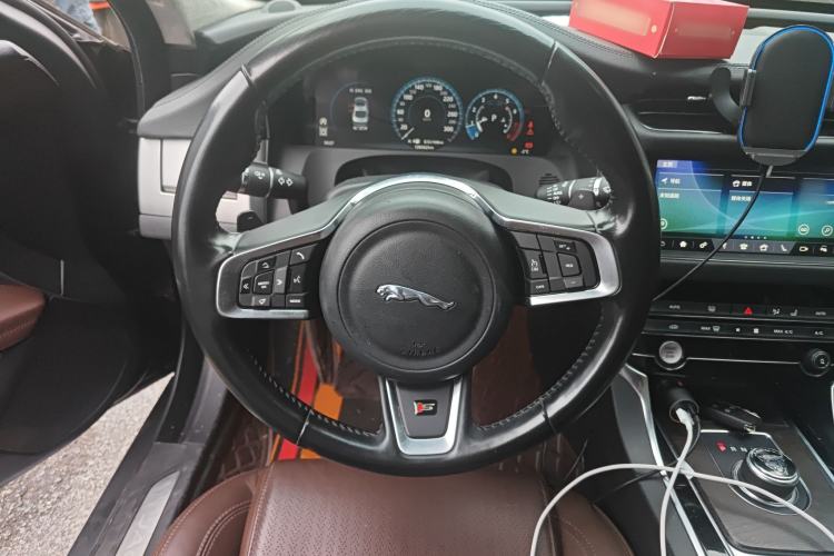 Used Jaguar XFL 2019 XFL 2.0T 250 PS Four-Wheel Drive Luxury Edition
