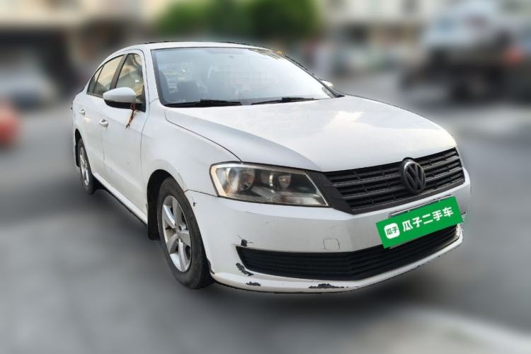 Used Volkswagen Lavida 2013 Revised Classic 1.6L Automatic Fashion Edition