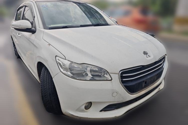 Used Peugeot 301 2014 1.6L Manual Comfort Edition Front Right 45 Deg