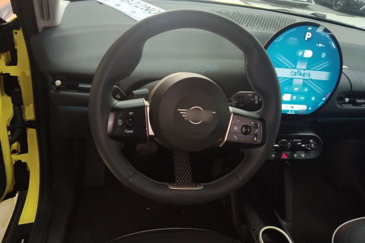 Used MINI Electric MINI COOPER 2024 456km COOPER E Classic Edition