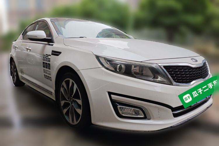 Used Kia K5 2015 2.0L Automatic LUX Front Right 45 Deg