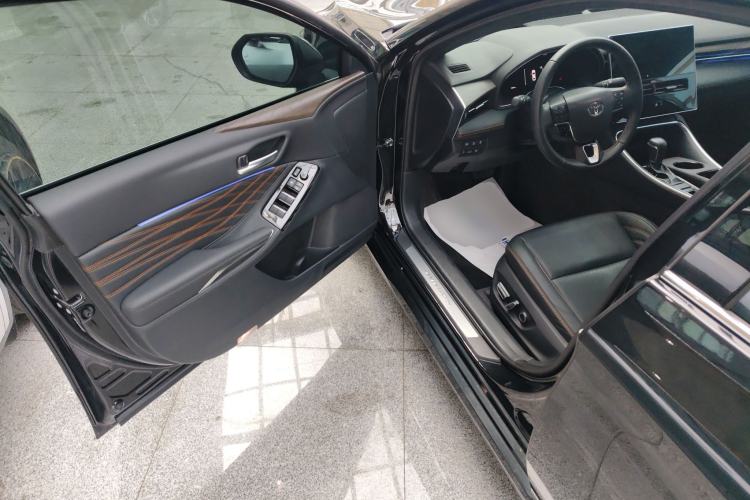 Used Toyota Avalon 2024 Dual-Motor 2.0L Premium Edition