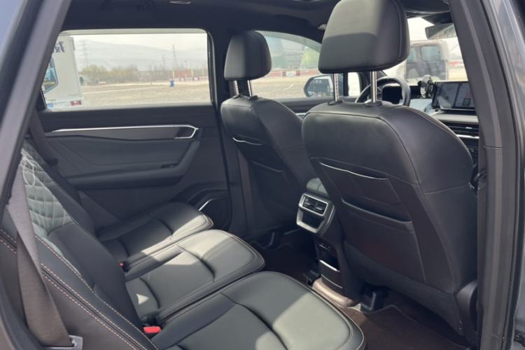 Used Geely Auto Haoyue L 2023 2.0T DCT Prestige Edition