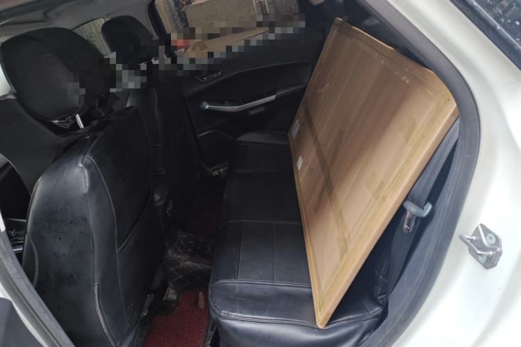 Used Ford Escort 2019 Revised 1.5L Automatic ZhiXiang Version (Tire Pressure Monitoring) China VI Standard Left Rear Seat