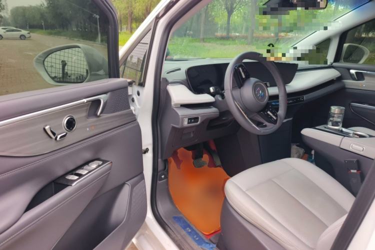 Used Buick GL8 2025 Lu Zun Smart Enjoyment & Yue Edition