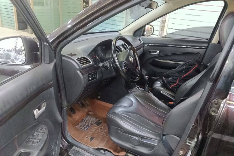 Used Dongfeng Fengon 370 2016 1.5L Manual Luxury 7-Seater