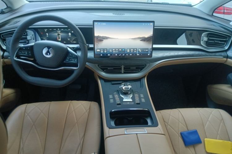 Used Denza D9 2024 EV 620 Premium Model