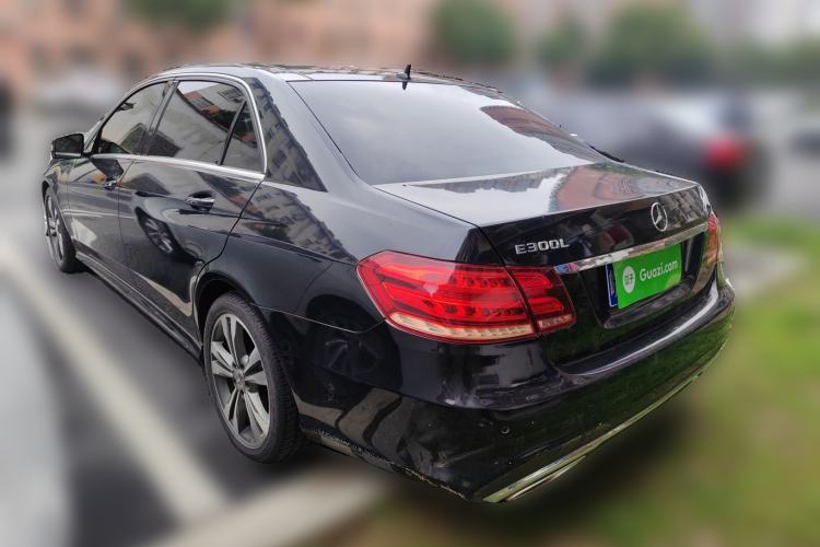 Used Mercedes-Benz E-Class 2015 E 260 L Sport & Fashion Model