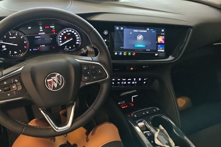 Used Buick Envision 2022 Facelift Encore S 552T Two-Wheel-Drive Luxury Model Center Console