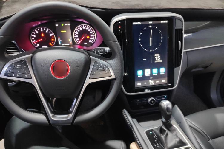 Used BYD Song MAX 2017 1.5T Automatic Smart Connect Elite 7-Seater Center Console