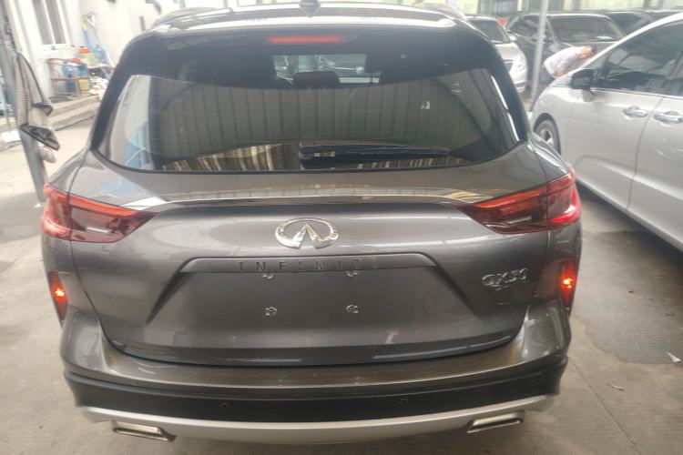 Used Infiniti QX50 2020 2.0T Two-Wheel Drive Fashion Edition Rear