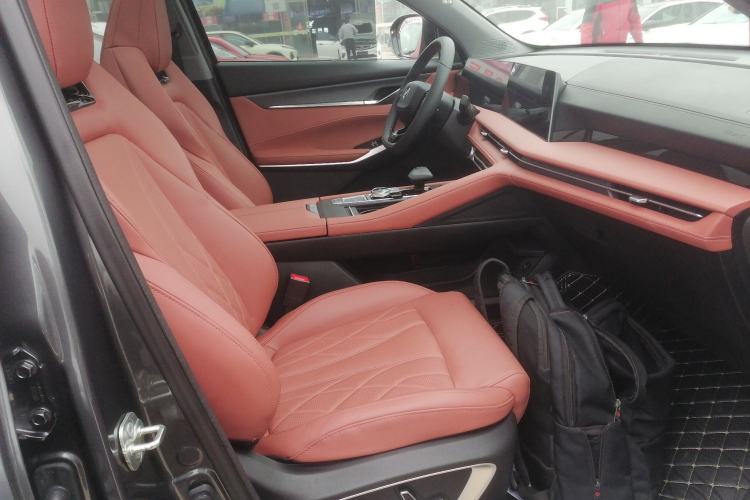 Used Changan CS75 PLUS 2024 3rd Generation Champion Edition 1.5T Intelligent Drive Dynamic Model
