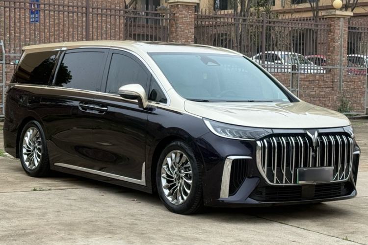 Used VOYAH Dream 2024 PHEV Ultra-Long Range Flagship Edition Exterior 8