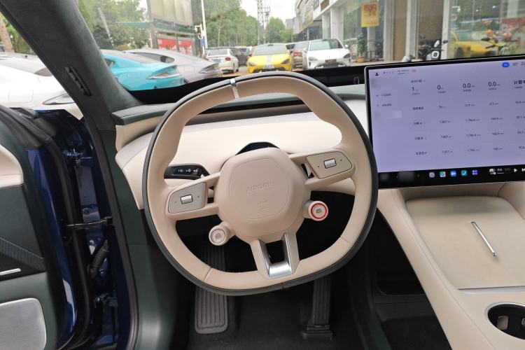 Used Xiaomi Auto YU7 2025 Ultra-Long Range High-Performance All-Wheel-Drive Max Edition Steering Wheel