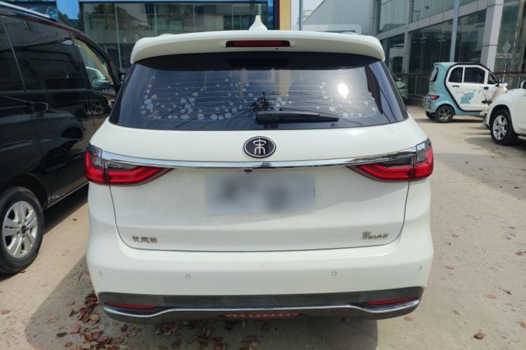 Used BYD Song MAX 2017 1.5T Automatic Smart Connect Elite 7-Seater
