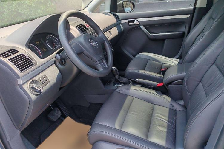 Used Volkswagen Touran 2015 1.4T DSG Comfort Edition 5 Seats