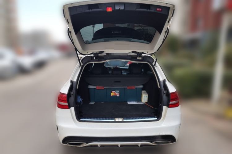 Used Mercedes-Benz C-Class 2015 C 200 station wagon
