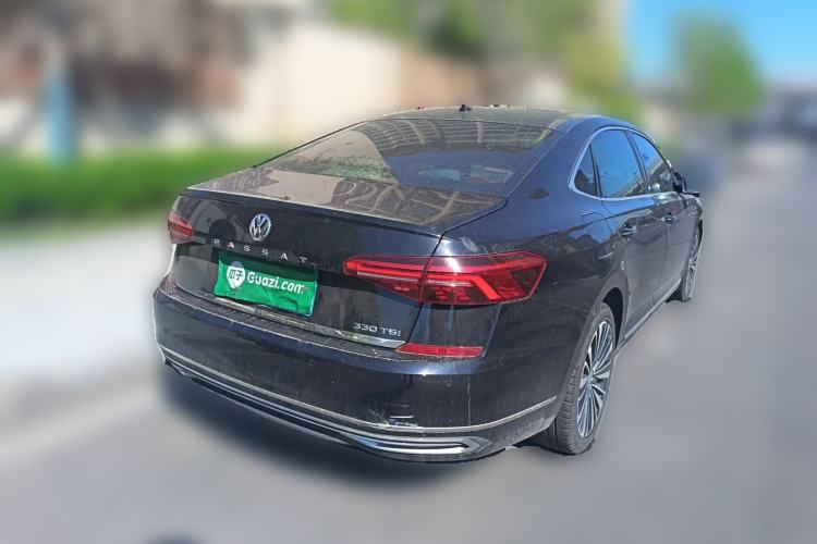 Used Volkswagen Passat 2019 330TSI Luxury Edition China VI Standard