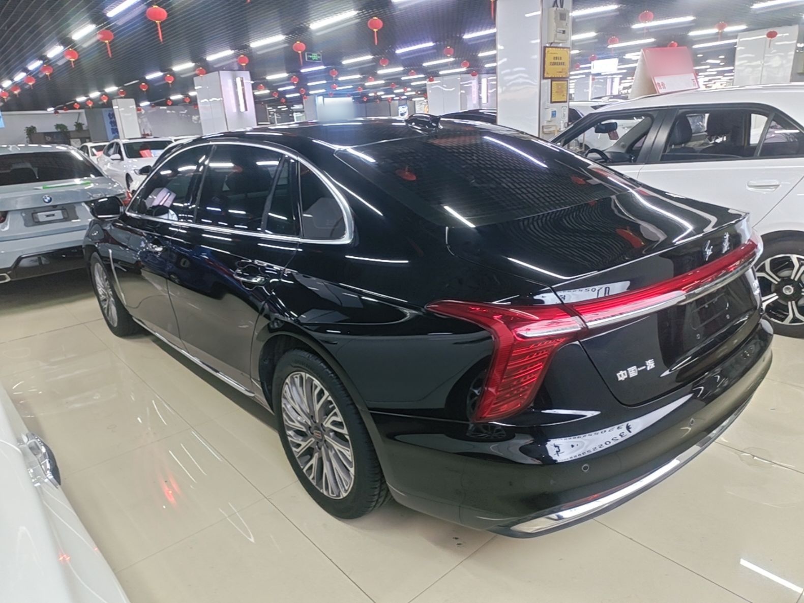 Hongqi H5 2023 2.0T Automatic Smart Connect Flagship Edition - Chinese Trim Chang — снимка 4