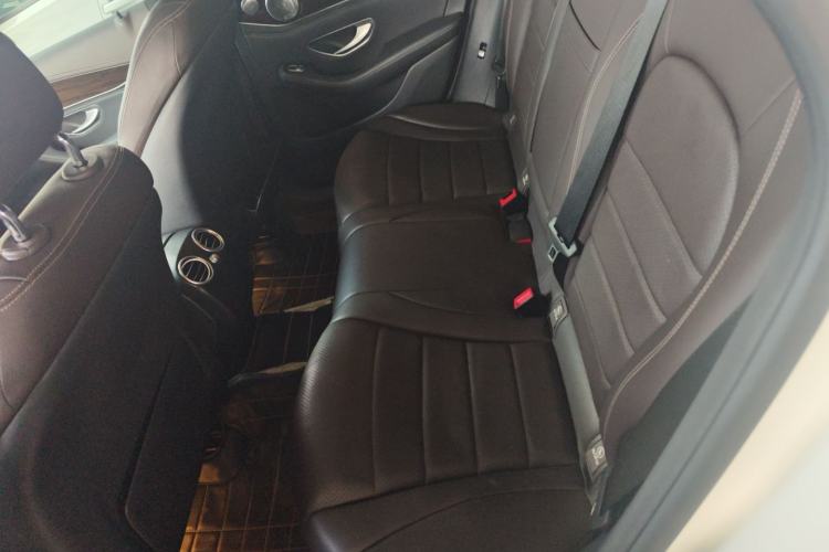 Used Mercedes-Benz GLC 2017 GLC 260 4MATIC Luxury Model