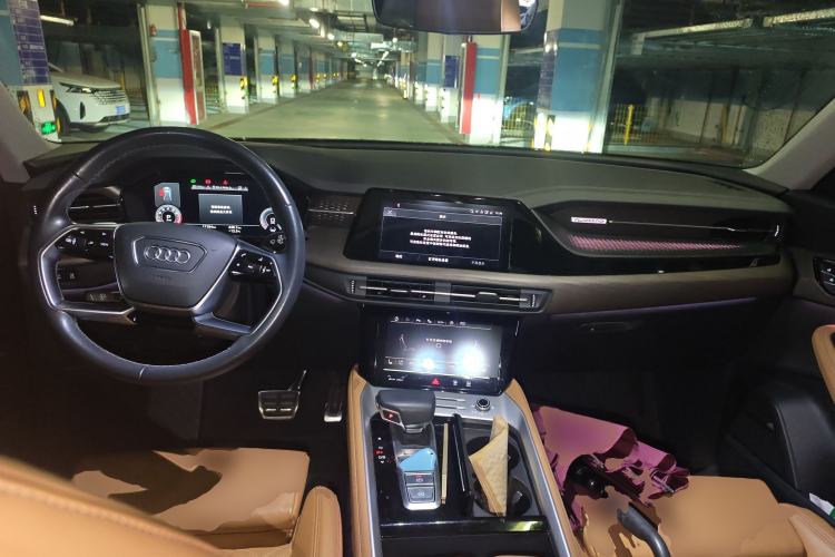 Used Audi Q6 2024 45 TFSI quattro Qiyun Edition Yulin Package 6 seats
