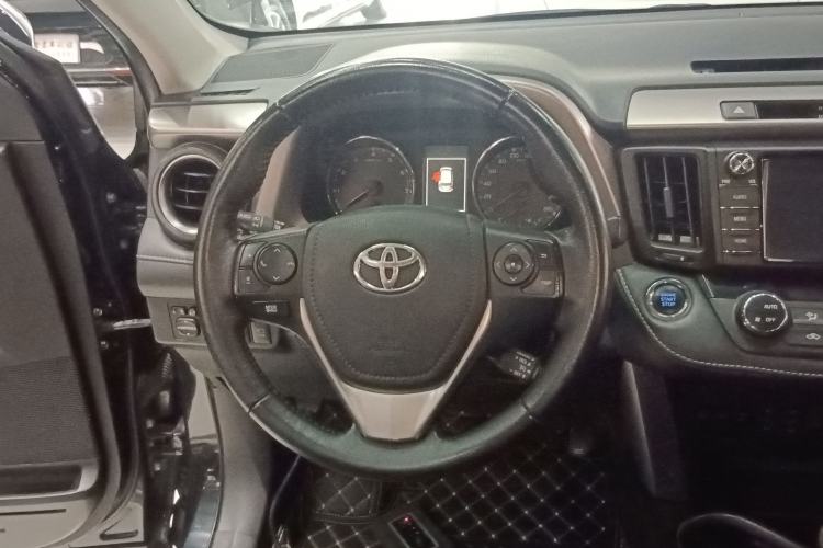 Used Toyota RAV4 2016 2.5L Automatic 4x4 Elite Edition