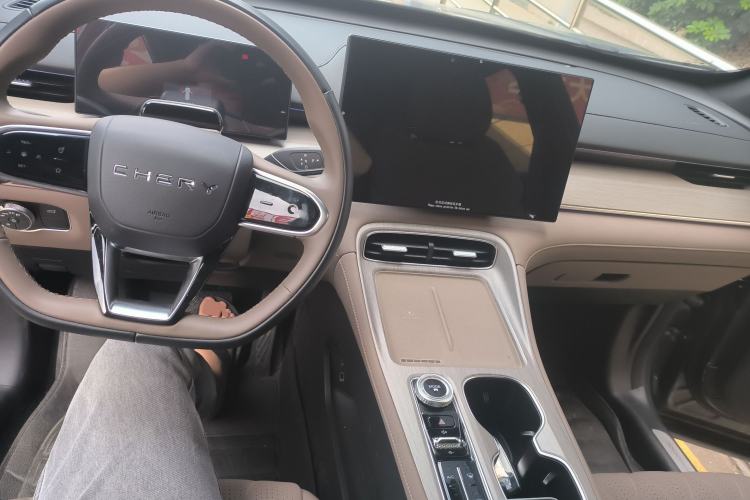 Used Chery Tiggo 8 PLUS 2025 290TGDI DCT Prestige 5-Seater