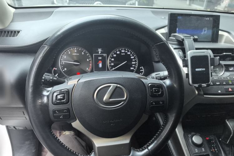 Used Lexus NX 2015 200 Front-Wheel Drive X-Trail SE Edition