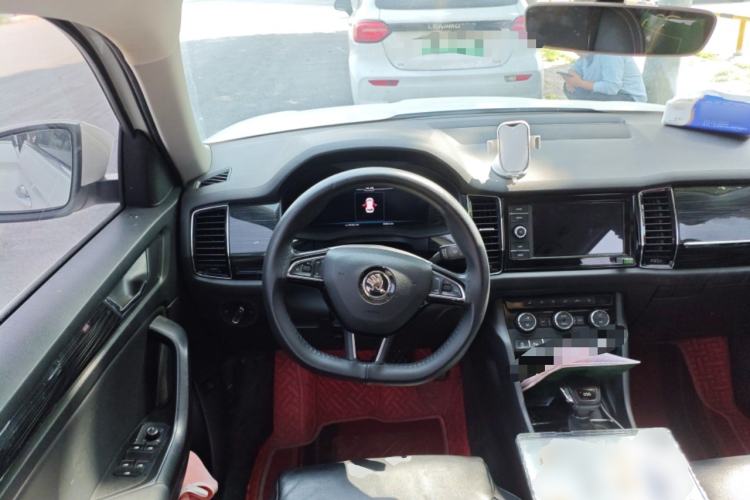 Used Skoda Kodiaq 2019 Facelifted TSI330 7-Seater Two-Wheel-Drive Luxury Enjoyment Edition China VI Standard