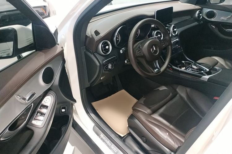 Used Mercedes-Benz GLC 2019 GLC 200 L 4MATIC
