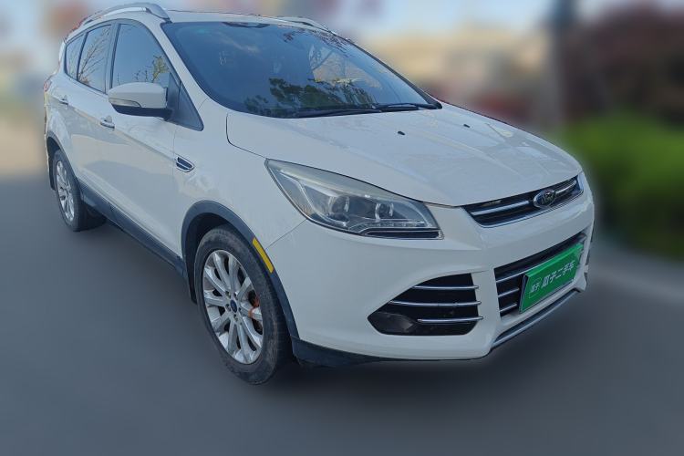 Used Ford Kuga 2013 1.6L GTDi 4x4 Elite Model Front Right 45 Deg