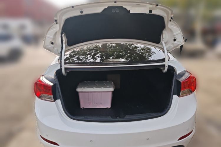 Used Hyundai Elantra (5th Generation / Langdong) 2015 1.6L Automatic Leading Model Trunk