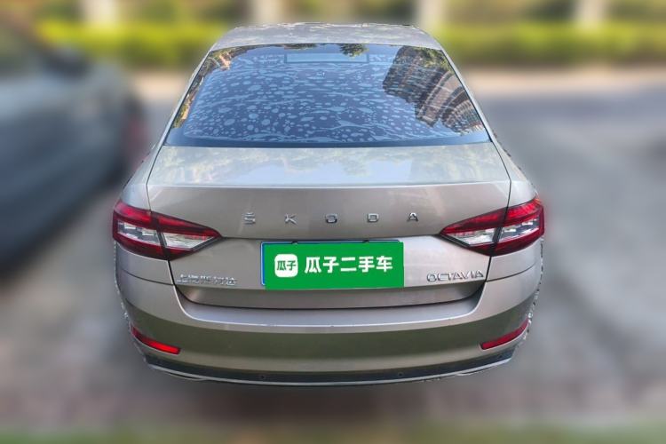 Used Skoda Octavia 2018 1.6L Automatic Luxury Edition