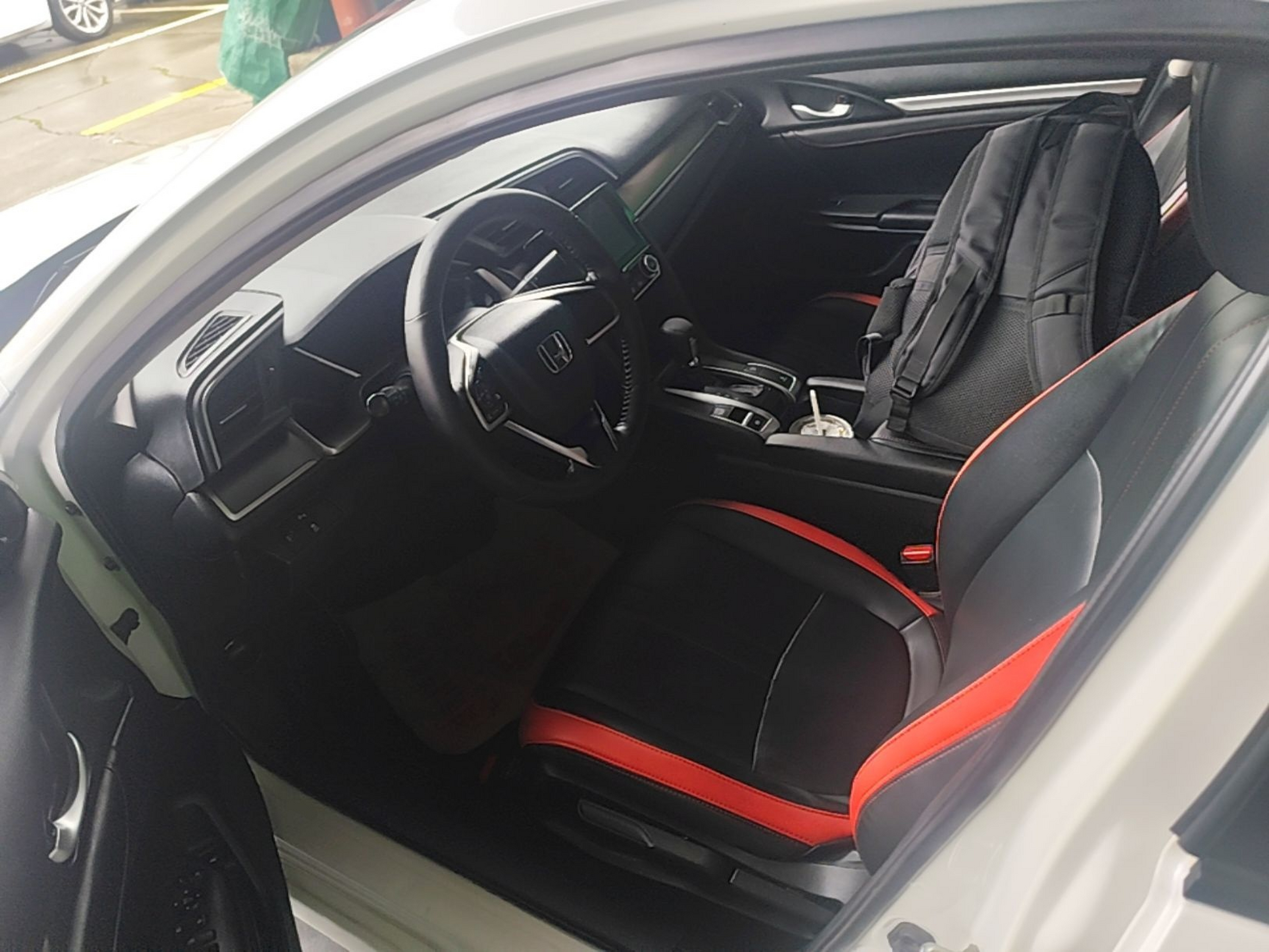 Interior delantero