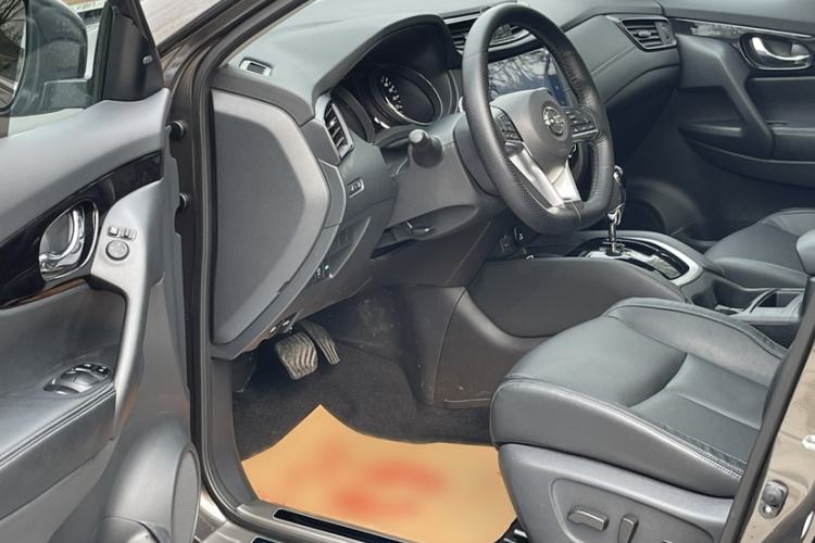 Used Nissan X-Trail 2020 2.0L XL ITS CVT 2WD SmartConnect Comfort Edition Interior 4