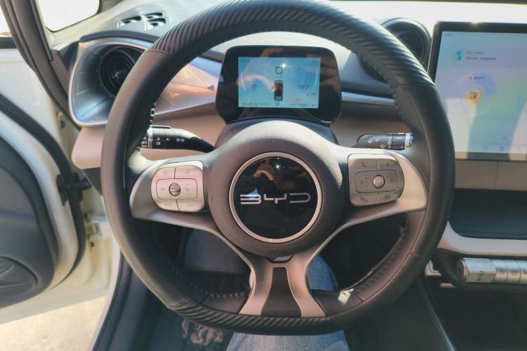 Used BYD Dolphin 2023 420 km Fashion Edition