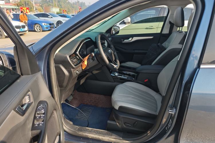 Used Ford Escape 2024 EcoBoost 245 Two-Wheel-Drive Titanium Edition