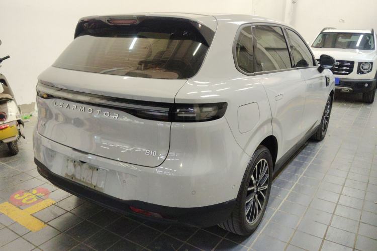 Used Leapmotor B10 2025 510 Joyful Edition Rear Right 45 Deg