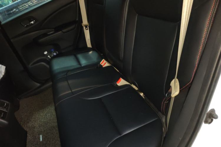 Used Honda CR-V 2015 2.0L two-wheel drive urban version Left Rear Seat