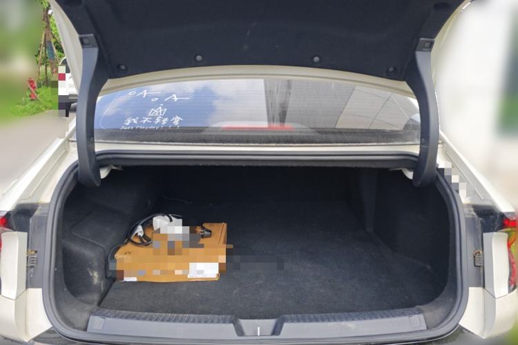 Used Wuling Xingguang 2023 150 Advanced Edition Trunk