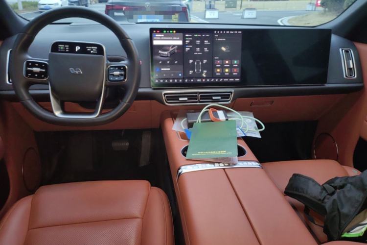 Used Li Auto L8 2023 Pro Model
