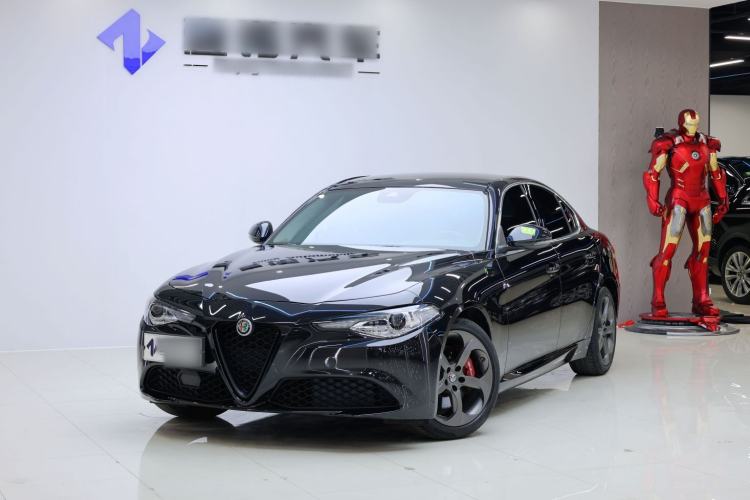 Used Alfa Romeo Giulia 2020 2.0T 280HP Track Edition Limited Release