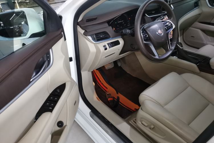 Used Cadillac XTS 2015 28T Comfort Model Driver Seat