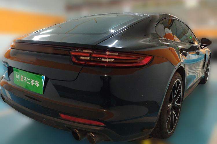 Used Porsche Panamera 2017 Panamera 3.0T Rear Right 45 Deg