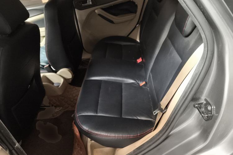 Used Ford Focus 2012 Sedan Classic 1.8L Automatic Base Model