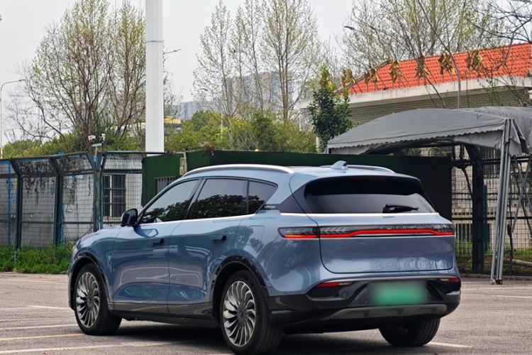 Used VOYAH FREE 2021 Four-Wheel Drive Standard Range-Extended Exclusive Luxury Package
