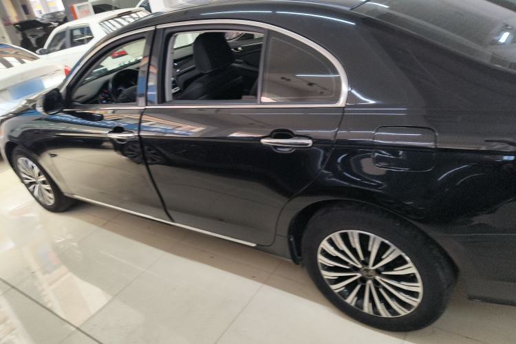 Used Hongqi H7 2018 1.8T Comfort Edition Left Side